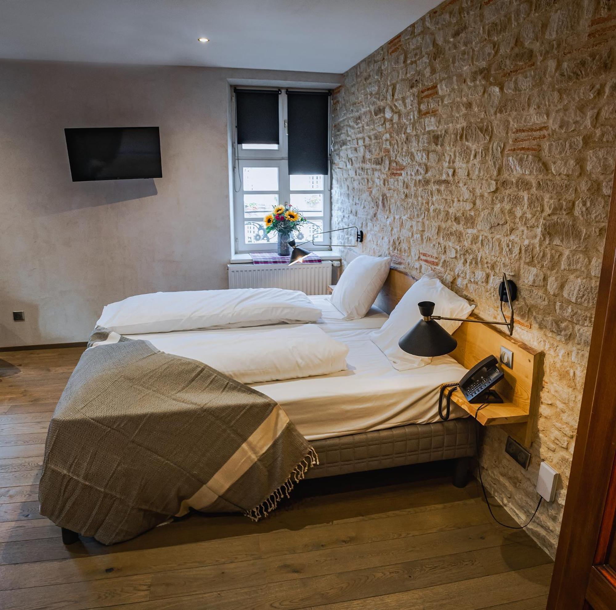 Hotel La Couronne A Wissembourg Exteriér fotografie